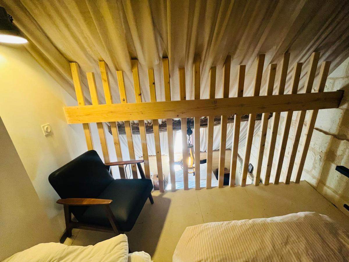 Chez mimie les hôtes Fontevraud L'Abbaye Zewnętrze zdjęcie